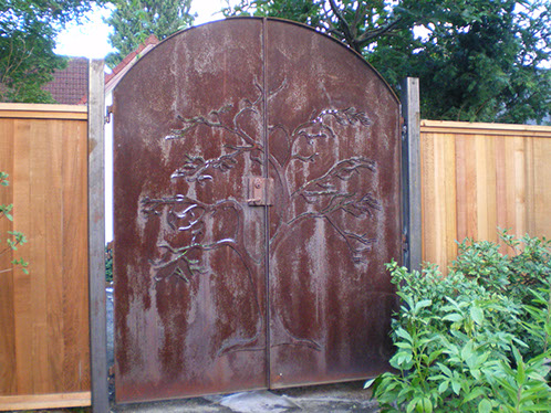 gate 1